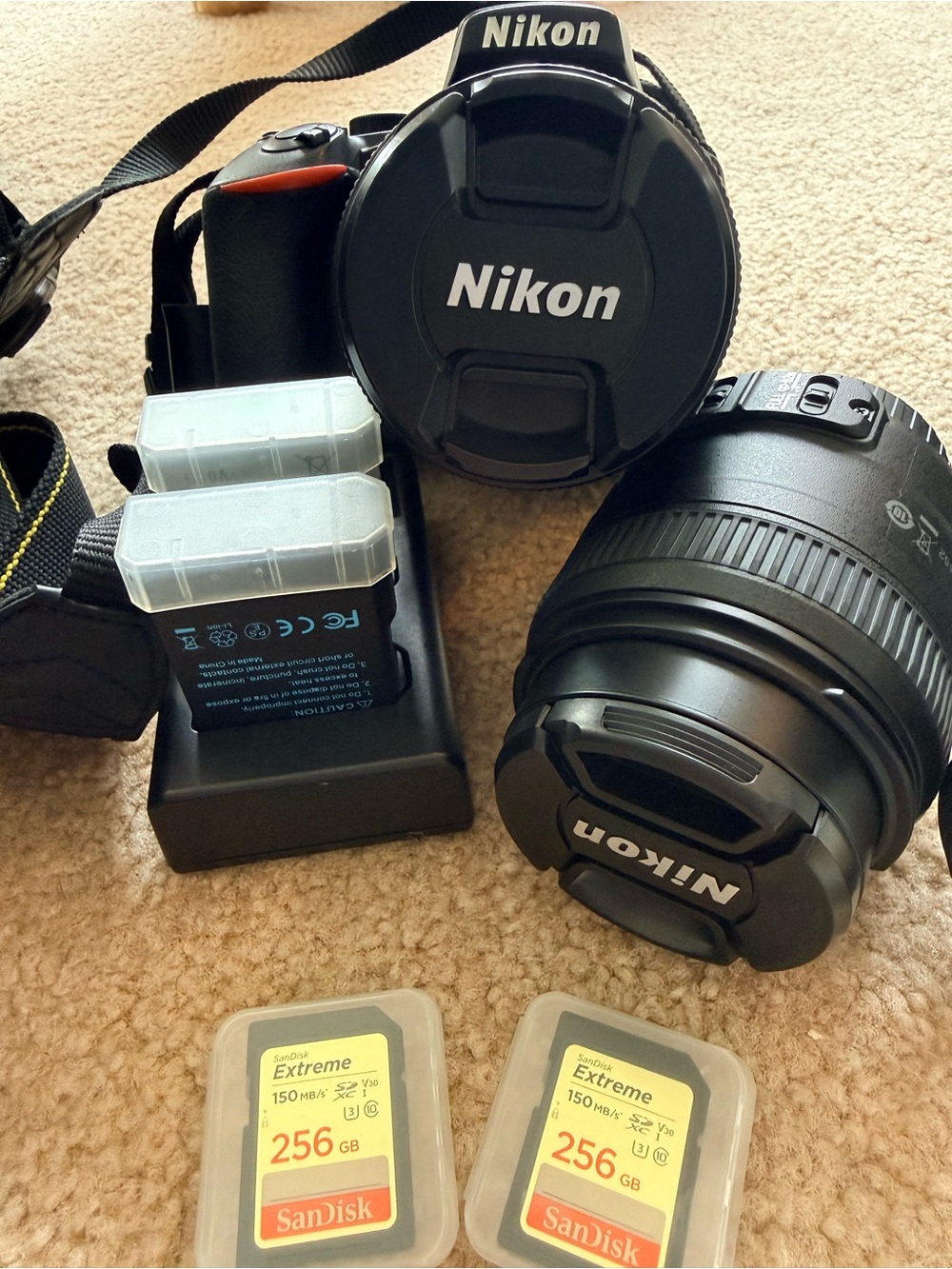 Nikon D5600 DSLR Camera with 18-55mm Lens, Micro 40 mm lens and camera case